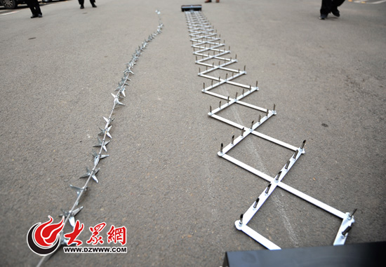 濟南交警配備新型破胎器 可遙控啟動覆蓋3個車道_采訪中心_大眾網(wǎng)